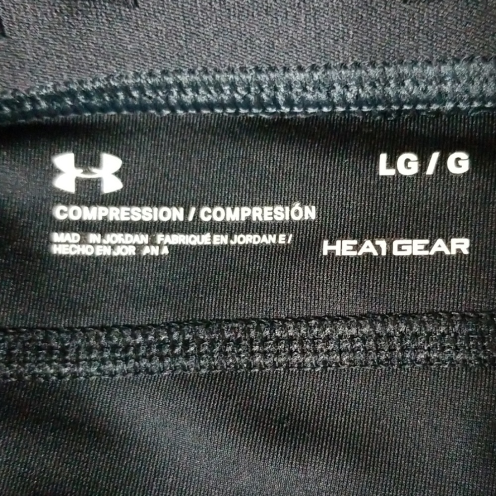 Shorts - Picture 2 of 8